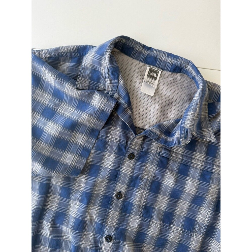 North Face Mens Blue Short Sleeve Plaid Button Down Shirt Size L Flaw Read